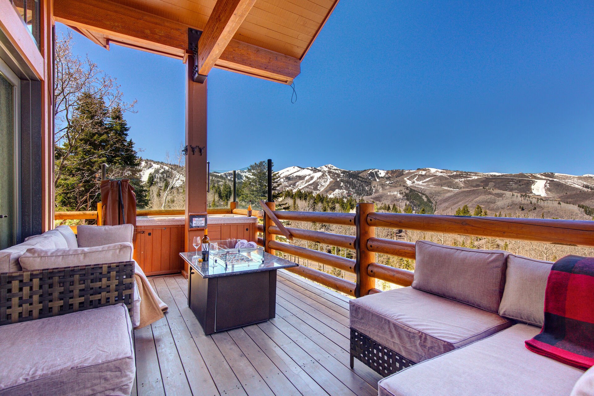 Stay at our Deer Valley Mid Mountain Lodging PCRP